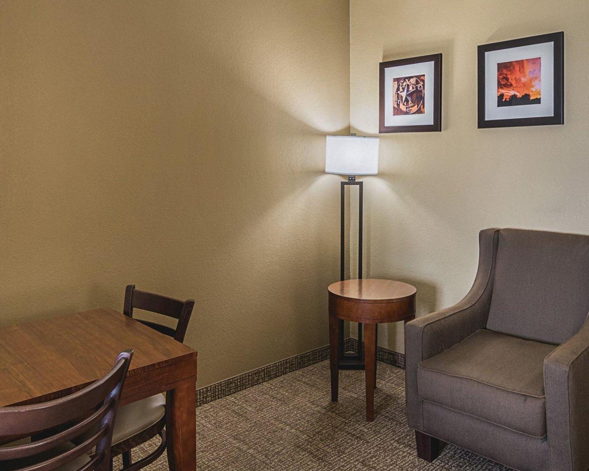 Comfort Inn Midland South I-20 Exteriör bild